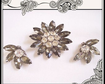 Designer Weiss Vintage Flower Brooch with Smoky Colored Petal Rhinestones and Clear Rhinestones in Center