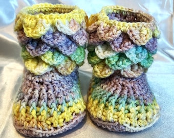 6-12 month size Handmade baby booties with dragon scales, #B-034