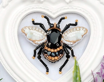 Bead Embroidery Kit Bee Brooch, Honey Bee Embroidery, DIY Beaded Queen Bee