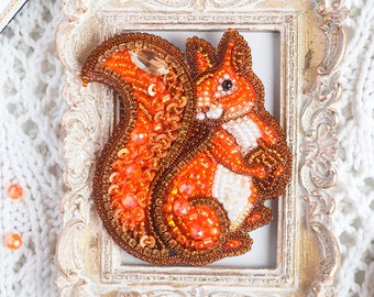 Bead Embroidery Kit Squirrel Brooch, Squirrel Embroidery, DIY Beaded Forest Squirrel