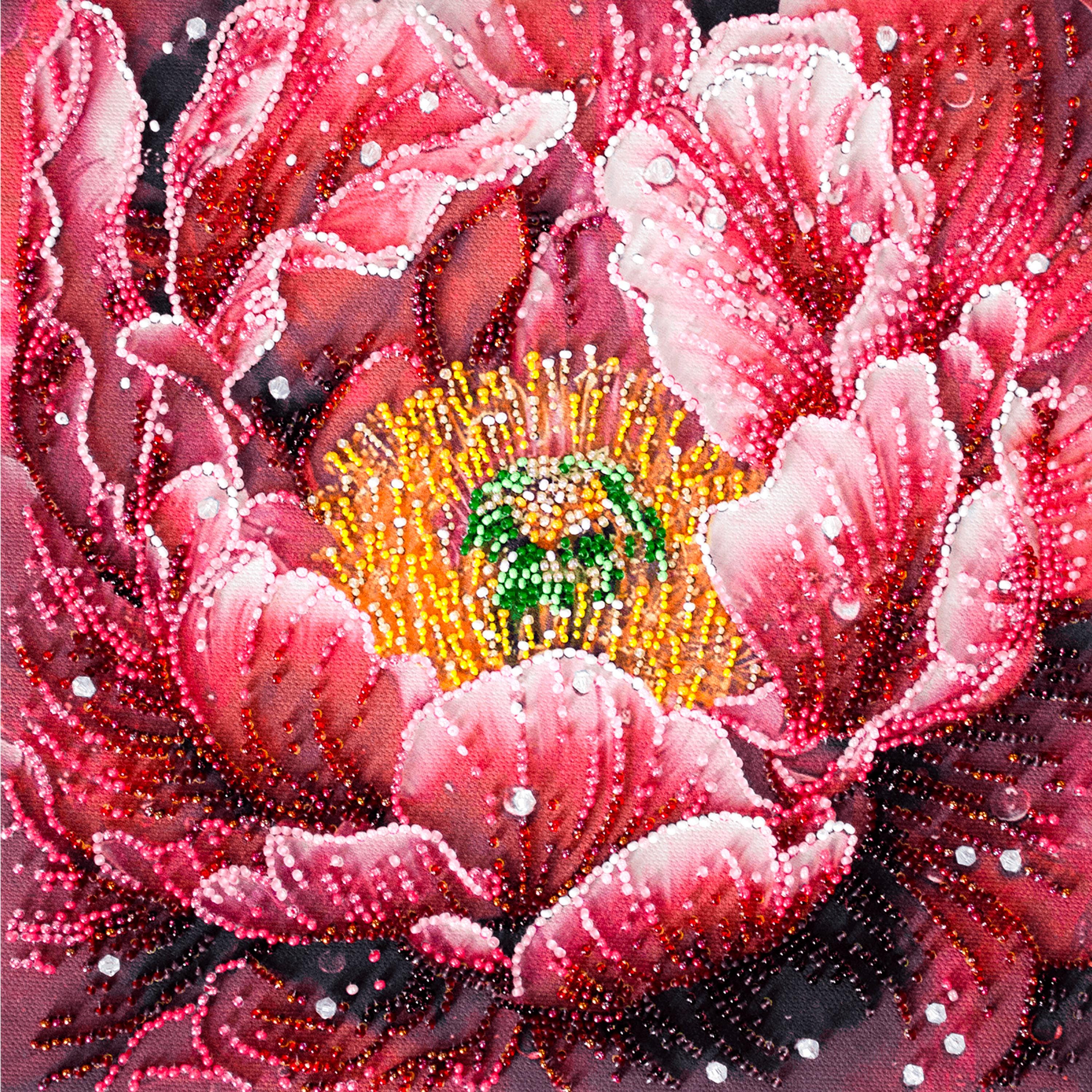 ビーズ刺繍　牡丹 ビーズ刺繍 牡丹