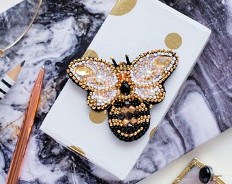 Bead Embroidery Kit Honey Bee, Beaded Golden Bee, Insect Embroidery, DIY Bee Brooch