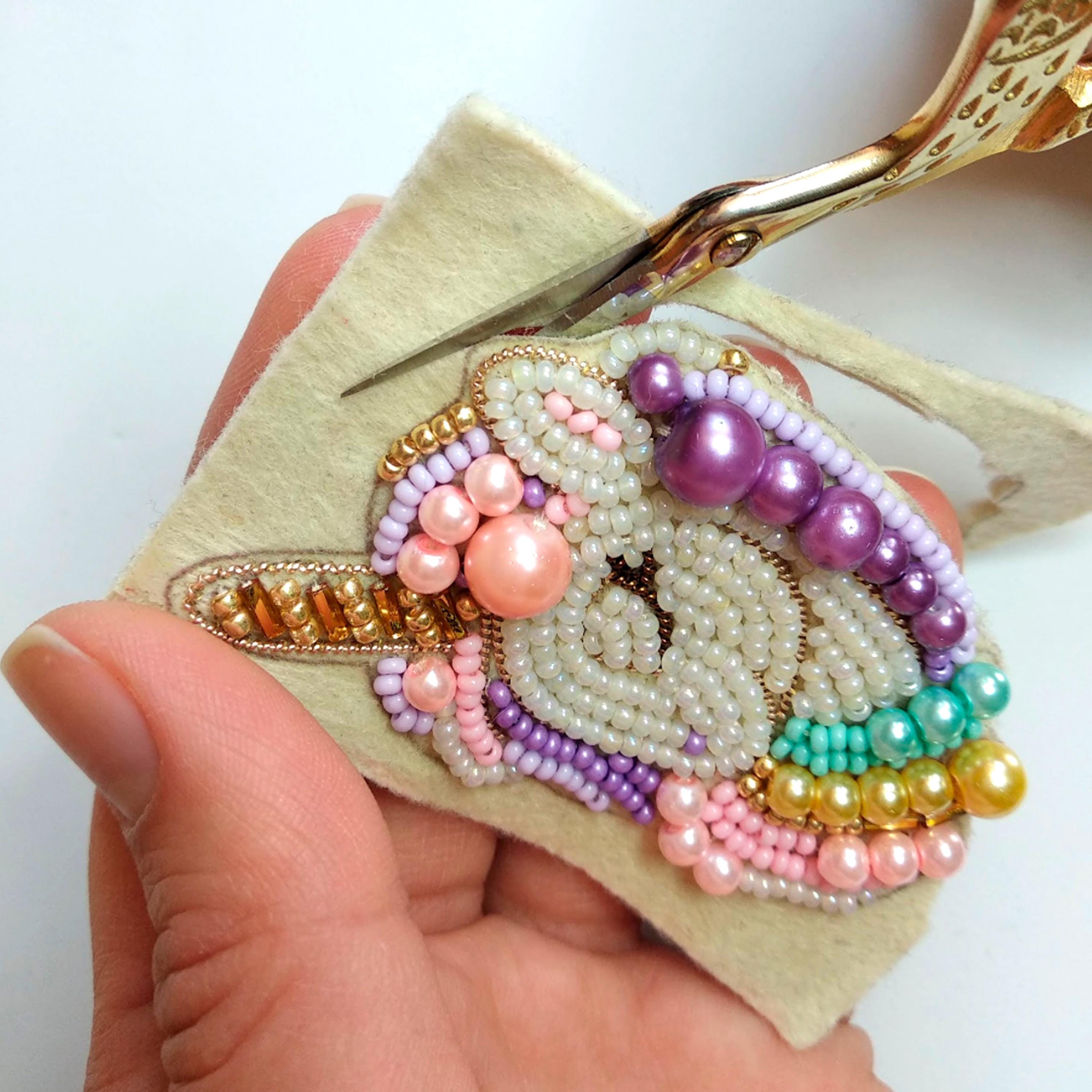 ビーズ刺繍キット ユニコーンブローチ、手作りユニコーンジュエリー