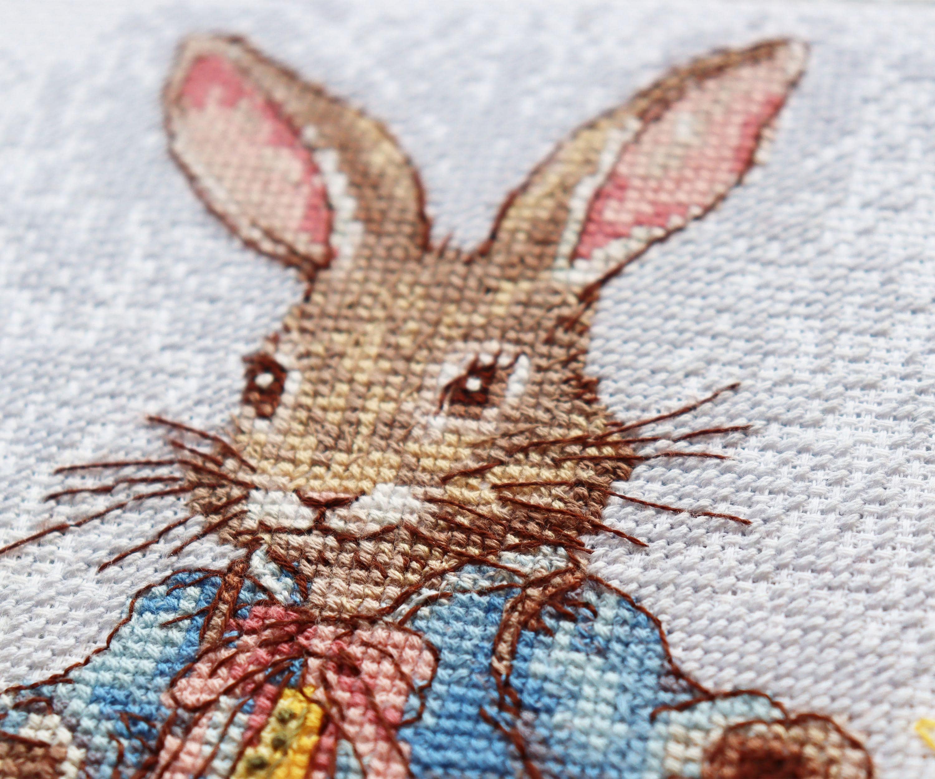 クロスステッチキット 春のうさぎ、うさぎの刺繍、イースターバニー