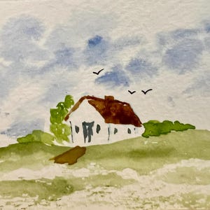 Acquerello originale ACEO Art Card, scena estiva, cottage su una collina, uccelli che volano, opera d'arte di una casa delle bambole, acquerello OOAK, di H Clements