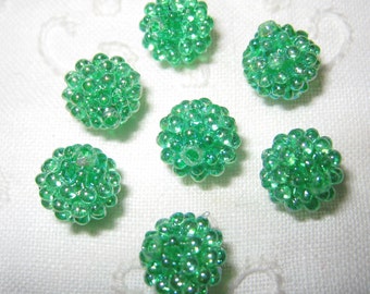 40 pcs 9mm - Shiny green berry beads pcs (berry-K)