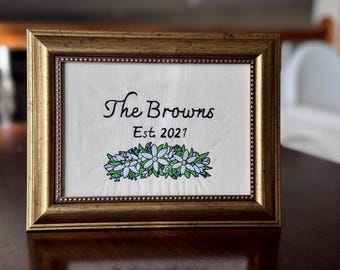 Art de broderie de nom de famille personnalisé | Souvenir de mariage floral