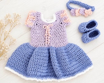 Conjunto de vestido de crochê para bebê inspirado na Rapunzel | Roupa de princesa para bebê | Ensaio fotográfico de recém-nascido | Vestido de crochê feito à mão com sapatinhos e faixa de cabelo