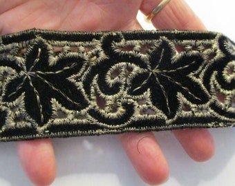 Antique Trim Velvet Metallic Victorian Beautiful