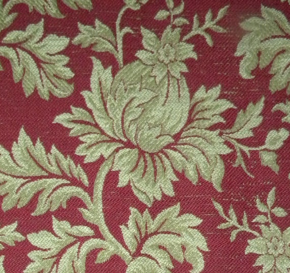 Fragment de textile ancien brodé (XVIIIe–XIXe siècle) – Lin ou soie - Antiquités