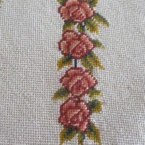 Antique Needlepoints PAIR Roses Victorian 1890&#39;s Matching DARLING
