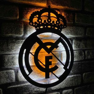 Real Madrid Led Sign , Real Madrid Team Logo Wood Wall Decor , Real Madrid Lighted Up Wall Art , Football Wall Decor , Valentine&#39;s Day Gift