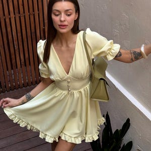 yellow satin mini dress Sammie - US 4 Lace paneling adds a touch of delicate charm High Maintenance Satin Mini Dress