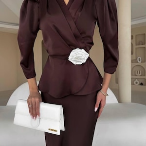 blouse and skirt suit,feminine suit,elegant suit,silk skirt,fashionable suit,beautiful blouse,women's suit,wedding outfit,bridesmaid suit image 9
