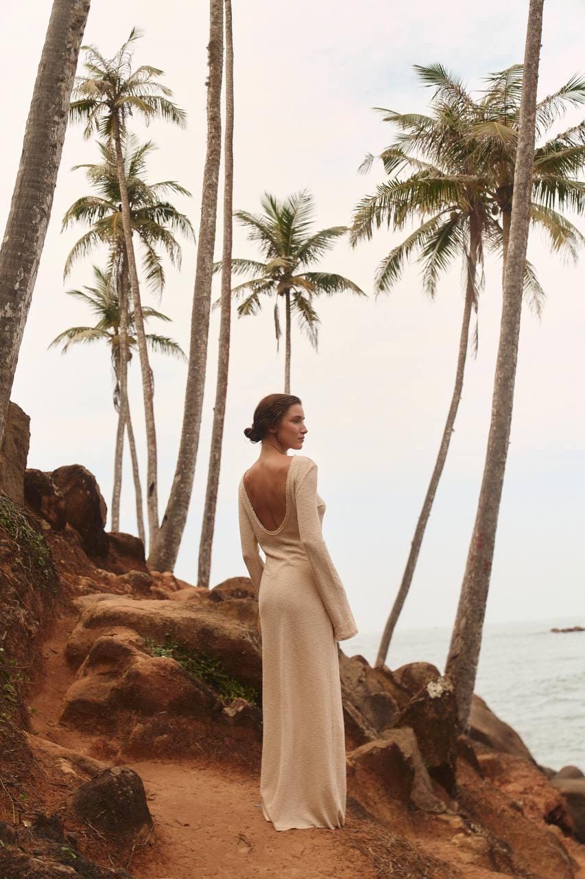 summer cotton dress,cotton dress with open back,summer beach dress,long dress open back,dress for vacation,dress for a romantic evening