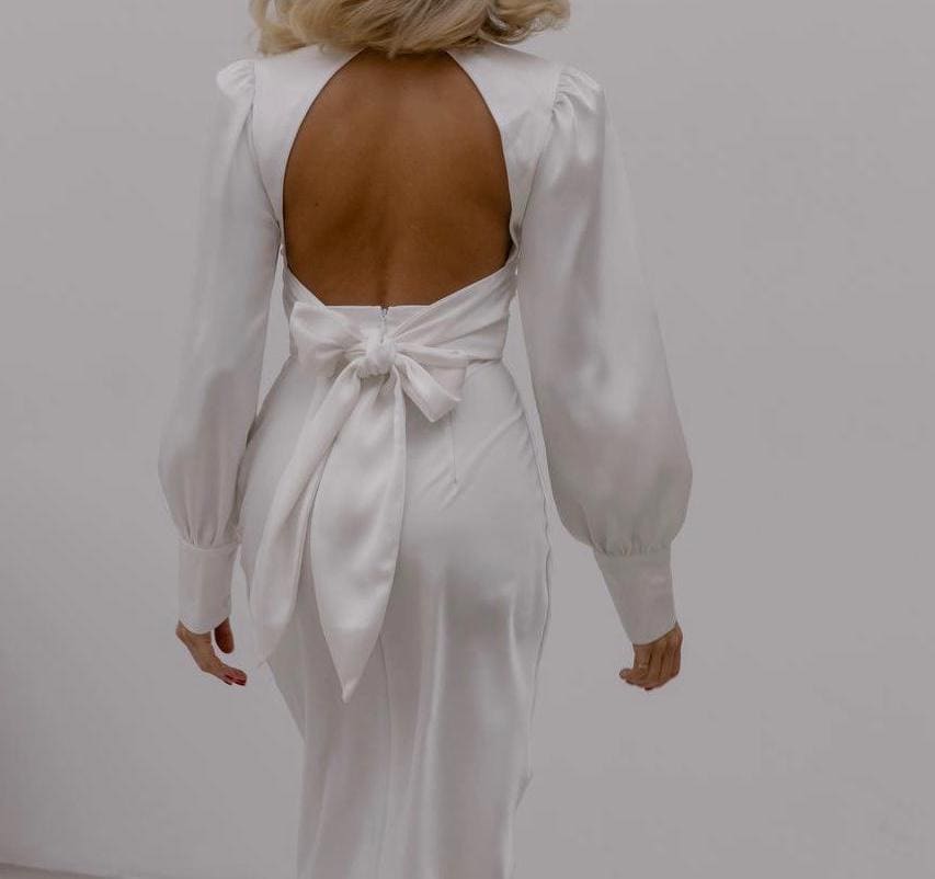 white backless dress with bow Elegant Bow, Bridal Open Back Dress, Wedding Reception Dress, Minimalist Long Sleeve Evening Dress Size:S - M 97% Polyester retro Timeless Halter Maxi Dress