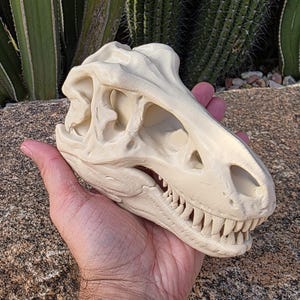 T-Rex Skull Geocache Container - Dinosaur Fossil Cache - 3D Printed Dino Hide