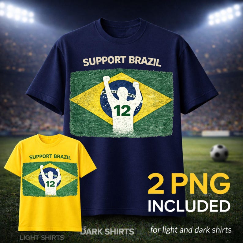 Puede incluir: Dos camisetas, una azul marino y otra amarilla, con el texto "SUPPORT BRAZIL" y un dise&ntilde;o de la bandera brasile&ntilde;a. La bandera incluye un rect&aacute;ngulo verde, un rombo amarillo y un c&iacute;rculo azul. El n&uacute;mero 12 es visible.