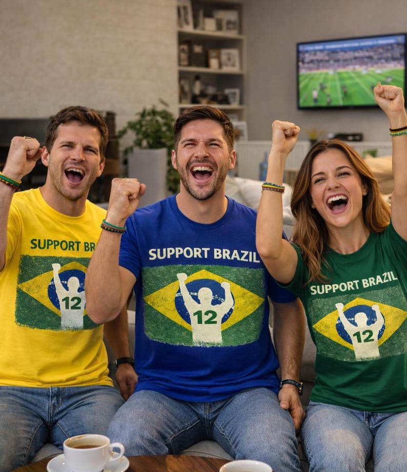 Diseño de camiseta PNG del Mundial de Brasil 2026, gráfico vintage de la bandera de Brasil para fútbol, descarga digital. imagen 9