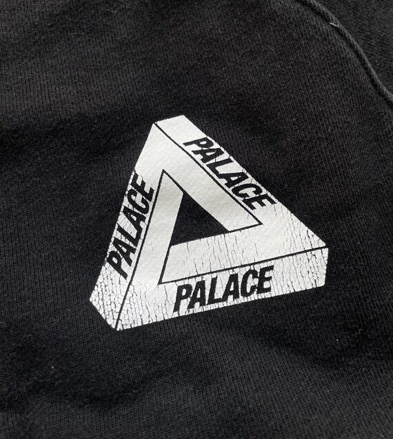 Palace black sweatshirt hotsell