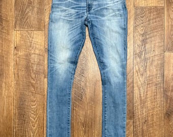 Amiri リップドライトブルージーンズ スリムフィットデニムパンツ