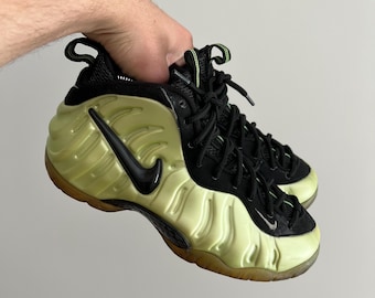 VINTAGE 2011 Nike Air Foamposite Pro Electric Green Men\'s Size 13 RARE !! $_12.JPG?set_id=880000500F main image 2