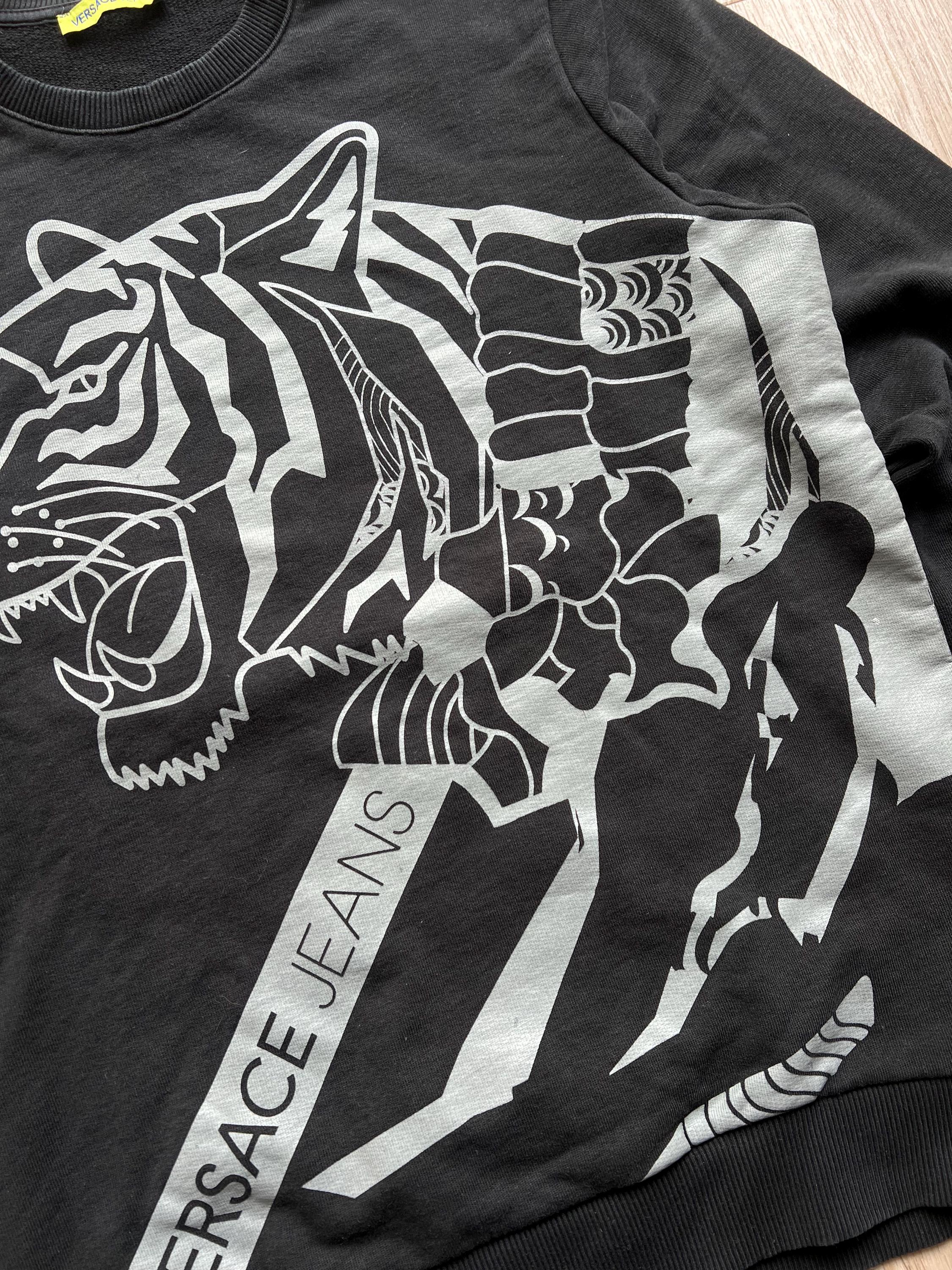 トップス Archive Versace Jeans Tiger Design Sweat il_fullxfull