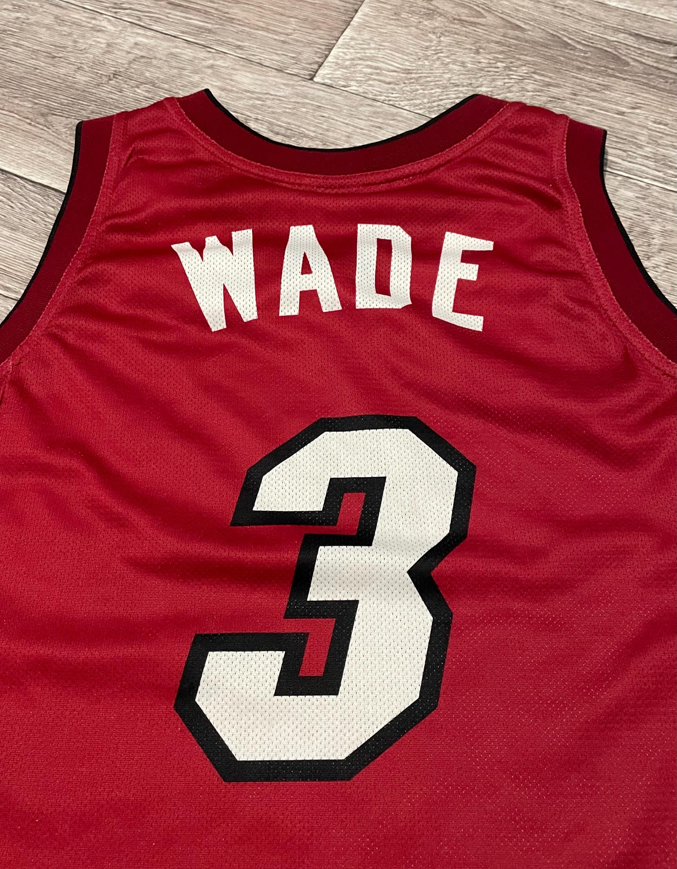 Vintage NBA Champion Miami Heat Wade #3 Jersey Basketball T-shirt