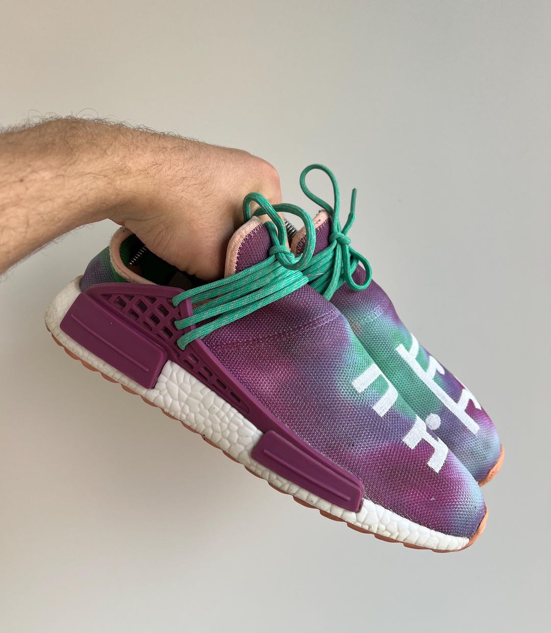 pharell holi