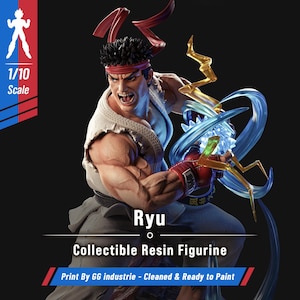 Könnte beinhalten: Eine 1/10-Skala Harzfigur des Charakters Ryu, bekleidet mit einem weißen Gi und rotem Stirnband. Die Figur zeigt eine dynamische Pose, in der sie eine blaue Energiekugel mit goldenen Blitzeffekten erzeugt. Text: 1/10 Scale, Ryu, Collectible Resin Figurine, Print By GG industrie - Cleaned & Ready to Paint.