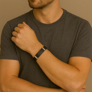 Genuine Black Leather Bracelet for Mens Carbon Fiber Bracelet Black Leather Watch Band Men Leather Bracelet Jewelry Box for Holiday Season