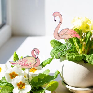 Estacas para plantas con forma de flamenco rosa, vidrieras románticas, decoración de jardín, regalo para ella.