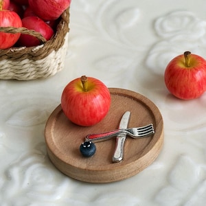 Miniature Apple Decor, Miniature fruit 1:6, Dollhouse food, Miniature Vegetable, clay food model, Miniature gifts, Mini apple, Doll food