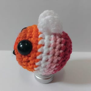 Lesbian Pride Flag Bee