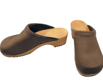 Nubuk Clogs brown