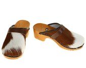 Classic Cowhide Clog (brown white)