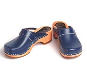 Clogs blue