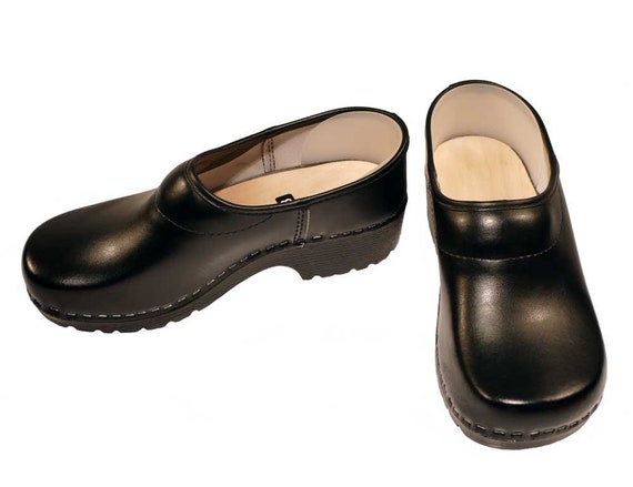 Zoccolo morbido chiuso nero Italia