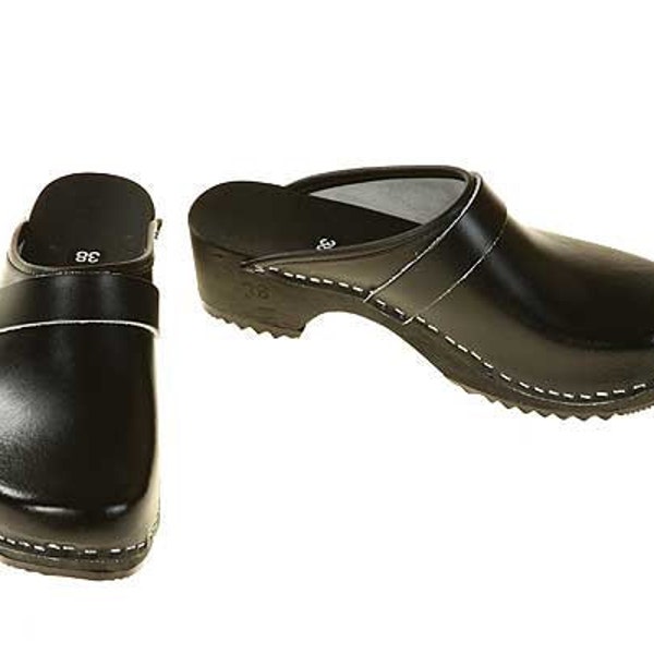 Clogs schwarz / schwarze Sohle