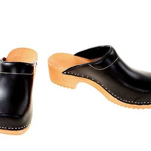 Clogs black / bright sole with pad