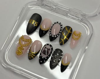 Uñas postizas inspiradas en BTS 2 Cool 4 Skool