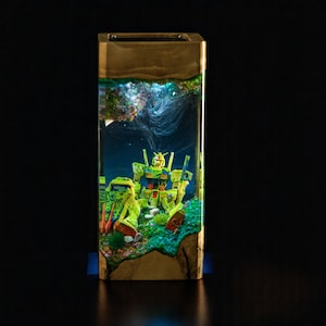 Resin Robot Lamp | Japanese Mecha Night Light | Table Lamp for Gamers | Custom Mecha Decor Gift for Him | Unique Resin Art Lamp,gift for