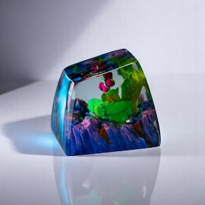 Handmade Koi Fish Keycap – Artisan Resin Keycap for Mechanical Keyboard – Custom R1 Escape Key – Unique Ocean Theme Keycap – Gift for Gamers