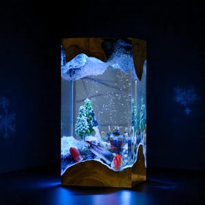 Resin Robot Lamp | Japanese Mecha Night Light | Table Lamp for Gamers | Custom Mecha Decor Gift for Him | Unique Resin Art Lamp,gift for