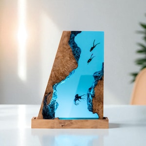 Handmade Ocean Resin Lamp – Epoxy Ocean Wave Night Light | Beach Decor | Unique Sea Lamp Gift for Ocean Lovers