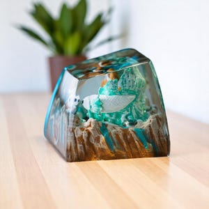Handmade Koi Fish Keycap – Artisan Resin Keycap for Mechanical Keyboard – Custom R1 Escape Key – Unique Ocean Theme Keycap – Gift for Gamers