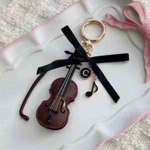 Cadeau personnalisé à breloques initiales VIOLONCELLE