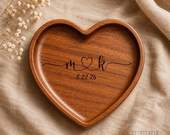 Personalized Wooden Ring Dish – Custom Names Date Wedding & Engagement Keepsake Trinket Tray