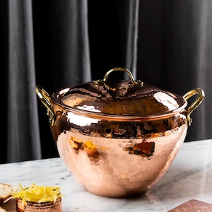 Vintage inspired copper soup pot - copper casserole