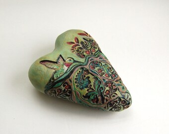 Hummingbird Heart. Mother's Day Gift or year-round wall decor. Sue Thomson/Livingstone Studio